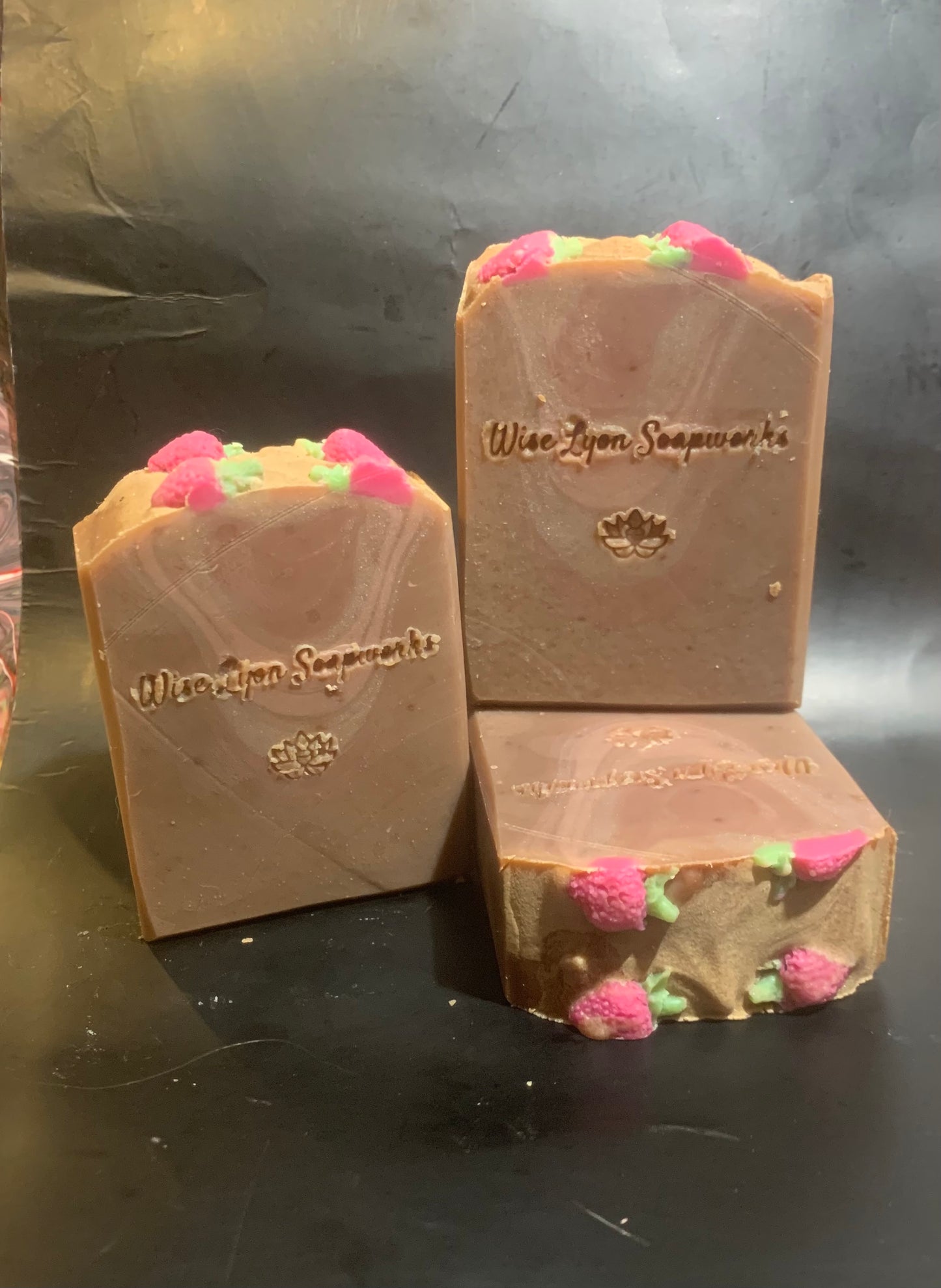 Pink Champagne scented natural hemp soap - Wiselyonsoapworks